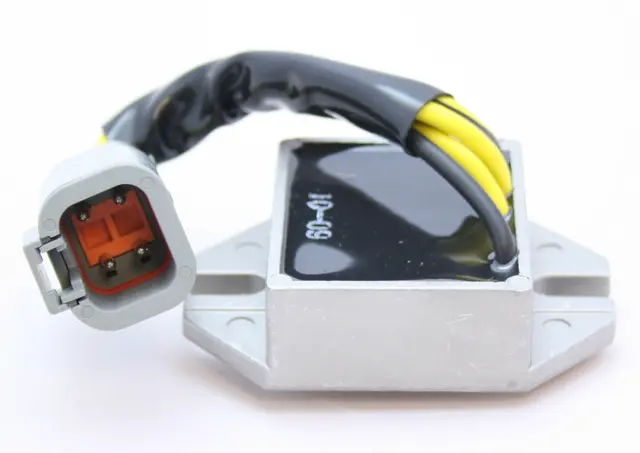 SledTech Voltregulator BRP - 515175655 Boltav.58 mm, Dimensjon D22xH54xL46 mm 