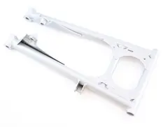 A-Arm - Yamaha, Nedre H&#248;yre - S&#248;lv OEM: 8ES235800000, 8JA235800000