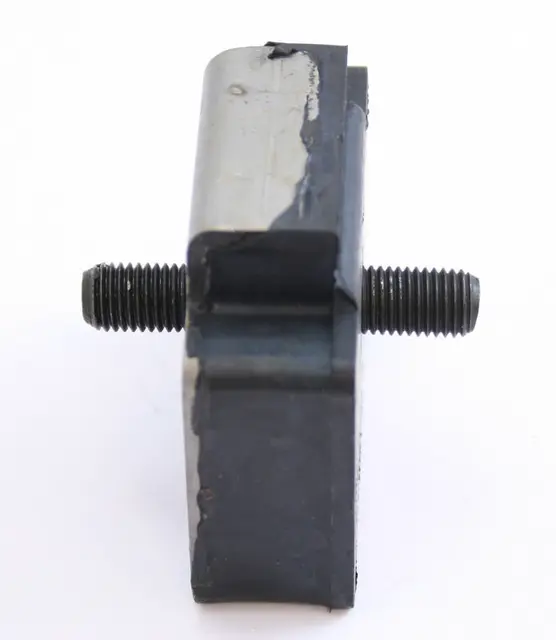 SledTech Motorfeste Yamaha - 8CH2148600 Bolt (Hver Side) 10mm, Foring 60x63x23mm 