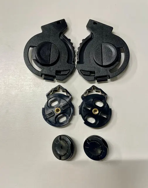 Visirfeste-Skruer X-804/X804 UltraCarbon X-804 Visirfeste - Sett 