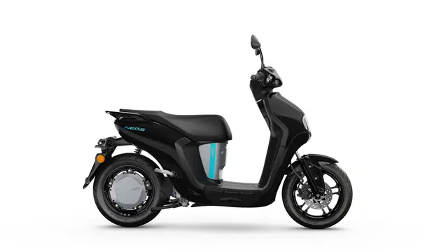 Yamaha NEOS Dual Battery 2023 Midnight Black 