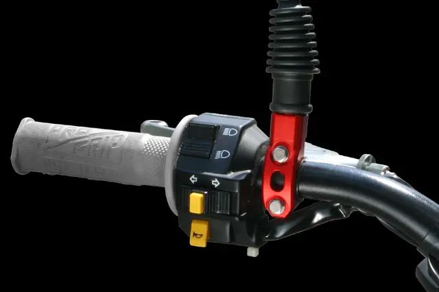 ZETA Styreklemme Roterbar, Blå Roterbart feste 