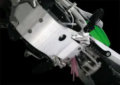 ZETA MX Skliplate CRF250-&#39;09 Bukplate i Aluminium